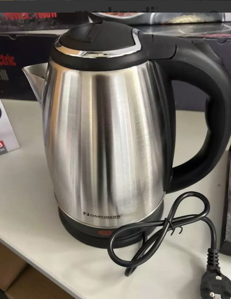 Bouilloire ou Chauffe Eau Electrique en Inox 1,8 L- 220-240V - 50-60hz- 1500w